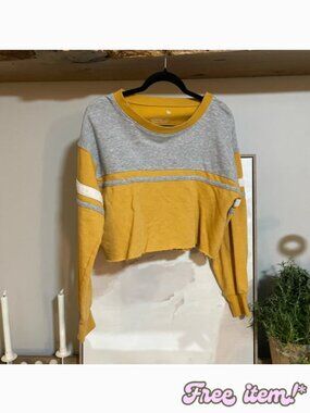 SO Yellow and Gray Colorblock Crop Top